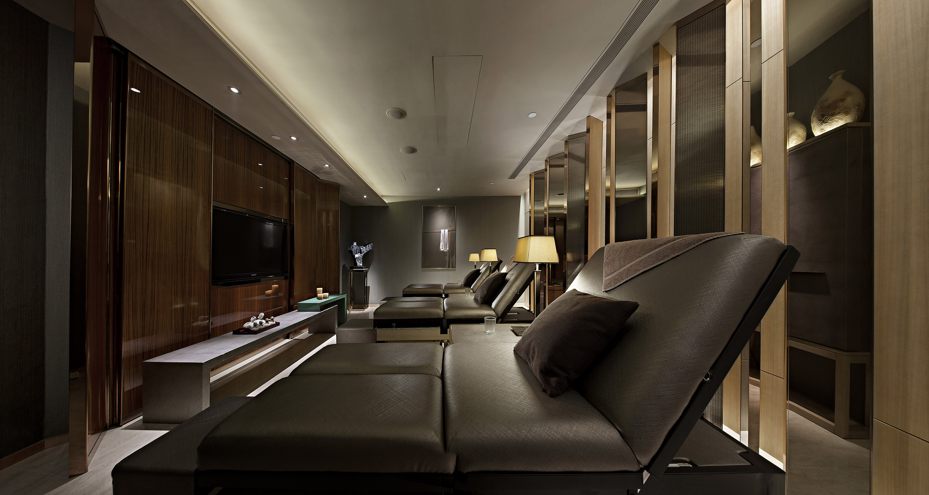 婢抽棬鍚夋簮姘寸枟,婢抽棬澹瑰彿姘寸枟