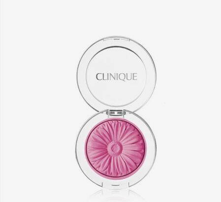 喜欢美瞳的妹子有福啦，学学百变pony，这教科书级别的瞳色搭配