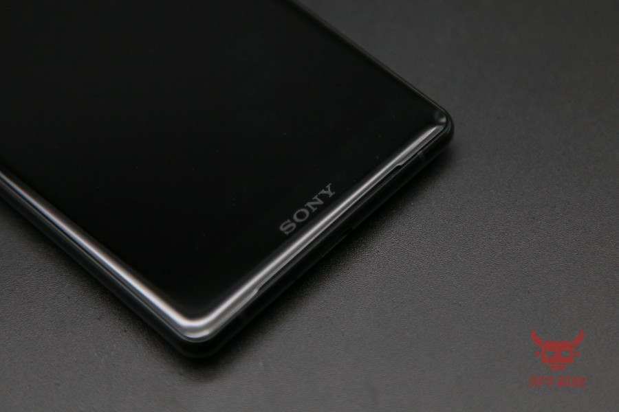 现在买索尼手机xperia1ii值得吗,能不能买索尼xperia1iii