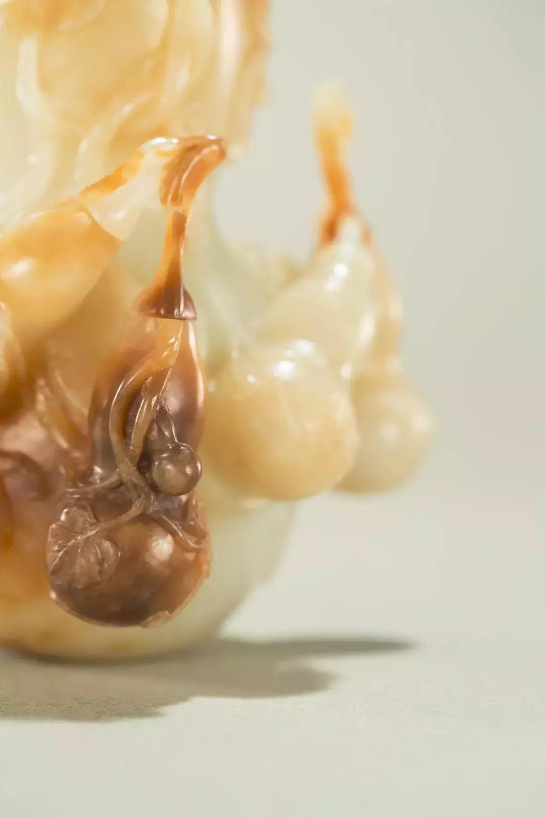 杨根连玉雕作品墨玉关公 (杨根连玉雕葫芦)