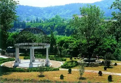 三江学院要搬了！再见！龙西路10号！