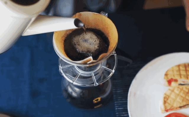 日本可以烧水的热水壶,很方便实用的一款热水壶