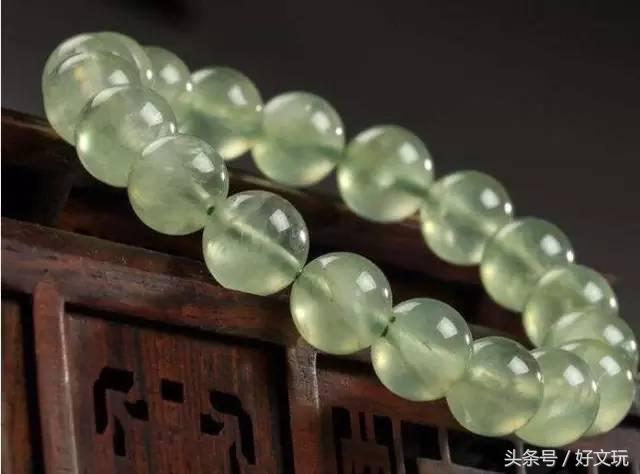 108菩提手串有什么寓意和象征,手串13颗带两个铃铛是什么寓意