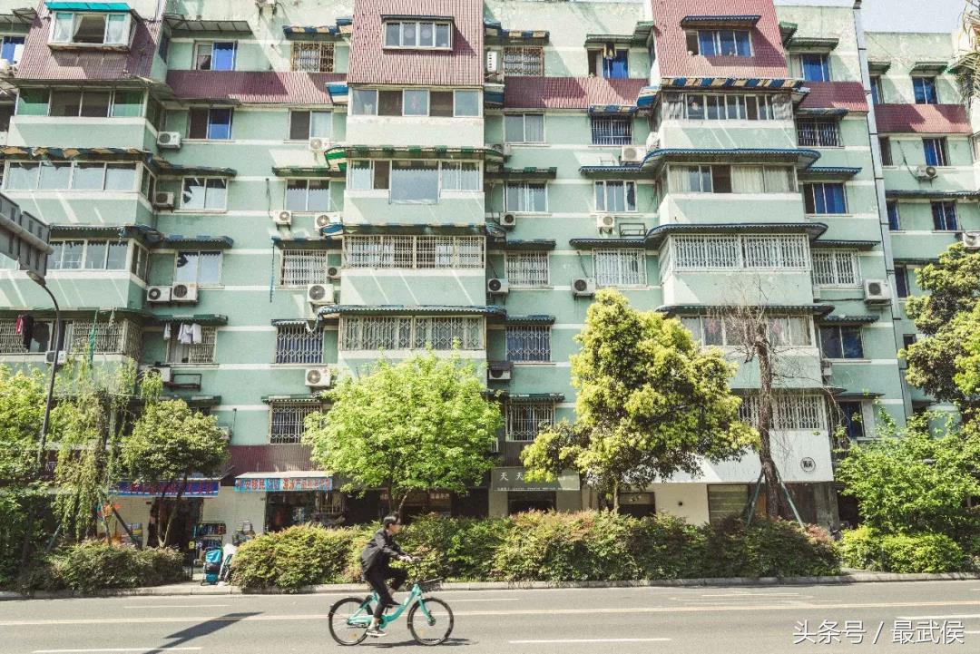 鎯充簡瑙ｆ垚閮戒汉姘戠敓娲诲幓鍝噷,浜嗚В鎴愰兘浜虹敓娲荤殑鍦版柟