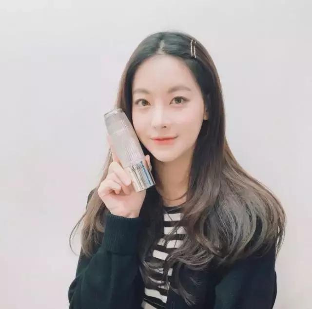 韩国女生美妆用品,韩国爱豆美妆