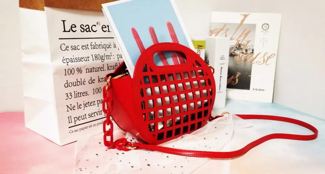 zara棕色包包百搭吗,ZARA百搭包包