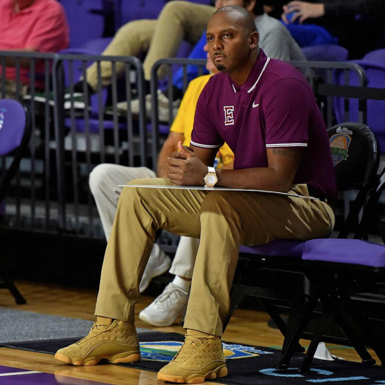 国际赛场球星上脚,球星上脚闪击8