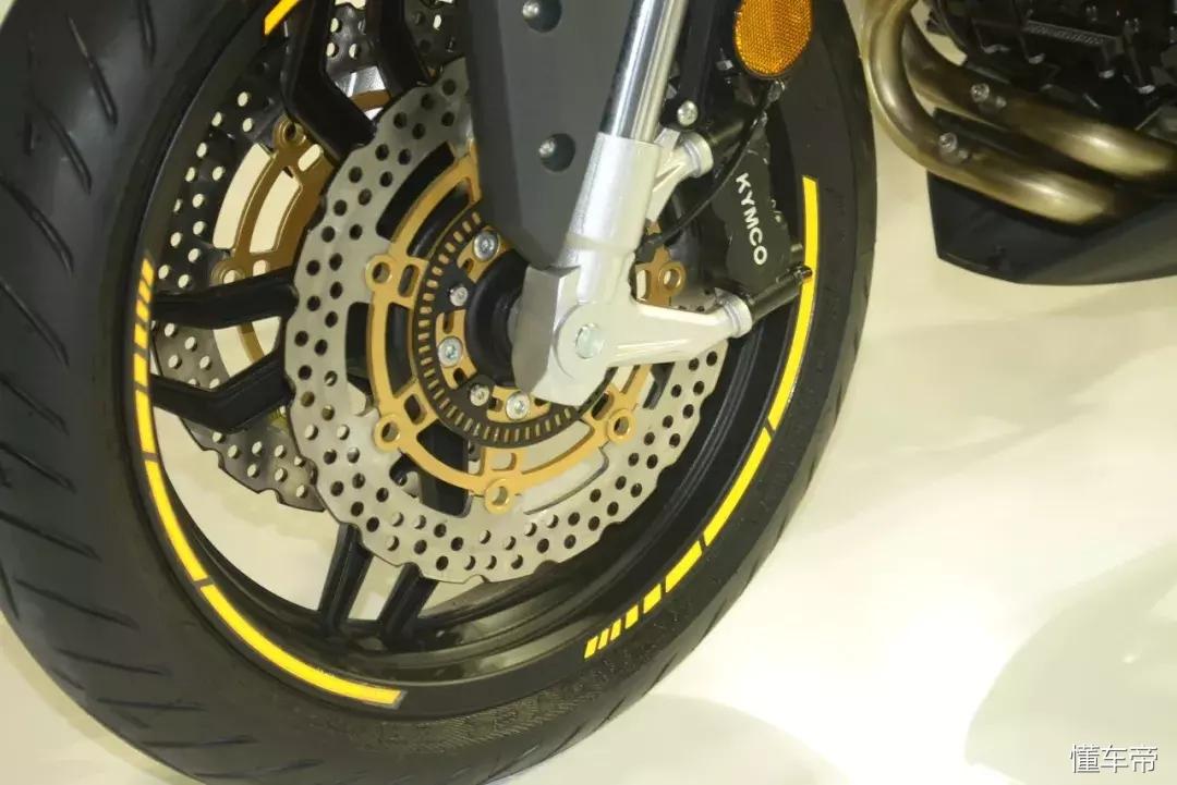 光阳发布动丽150、AnyLike150、2018款K-Rider400，领衔上海摩展