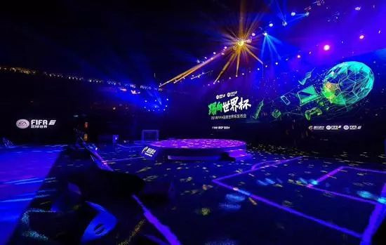 腾讯fifa和steamfifa,腾讯fifaonline3重新上架