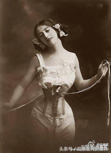 畸形审美的背后,畸形审美到底有多可怕