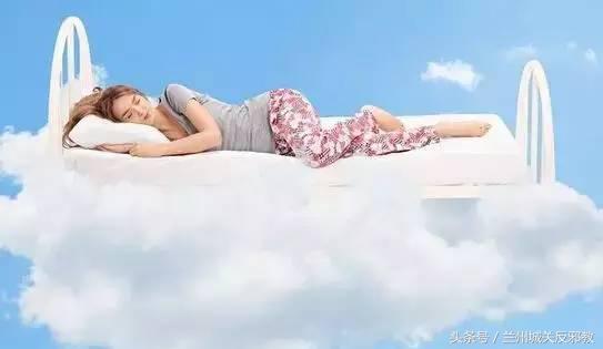 用不合格的卫生巾后果,女性用卫生巾八大陋习