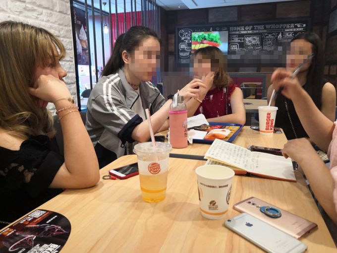 高薪当主播却被要求*款贷**整容数名女孩陷“招聘陷阱”