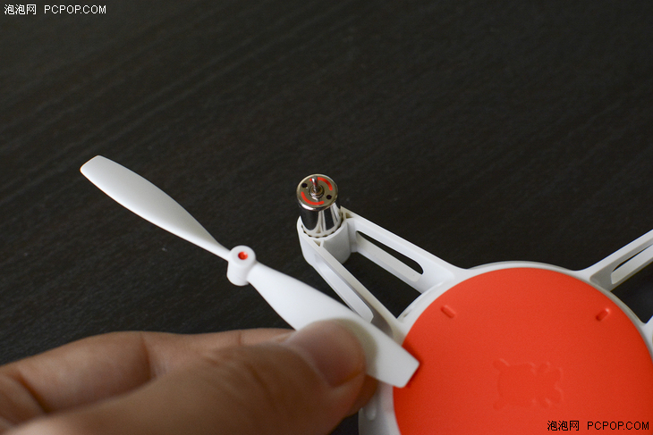 米兔无人机自动悬停,米兔无人机一键翻滚