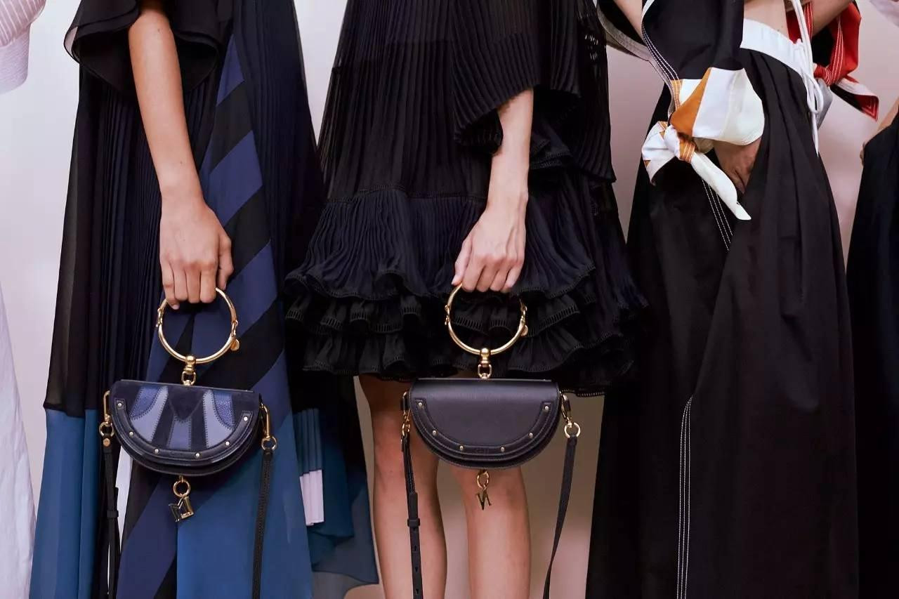 今夏流行的这四款包,今年流行的十款包包