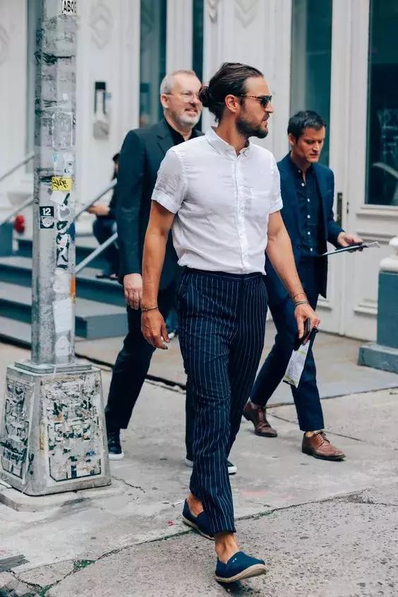 亚麻服装面料的优点和缺点,亚麻衣服的优点与缺点