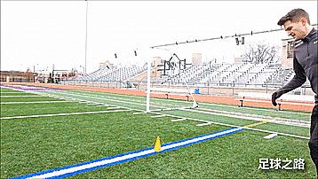 实况足球2020马赛回旋过人技巧,足球马赛回旋过人教学