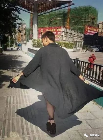 ps搞笑神图带原图的,ps大神脑洞大开p图太搞笑了