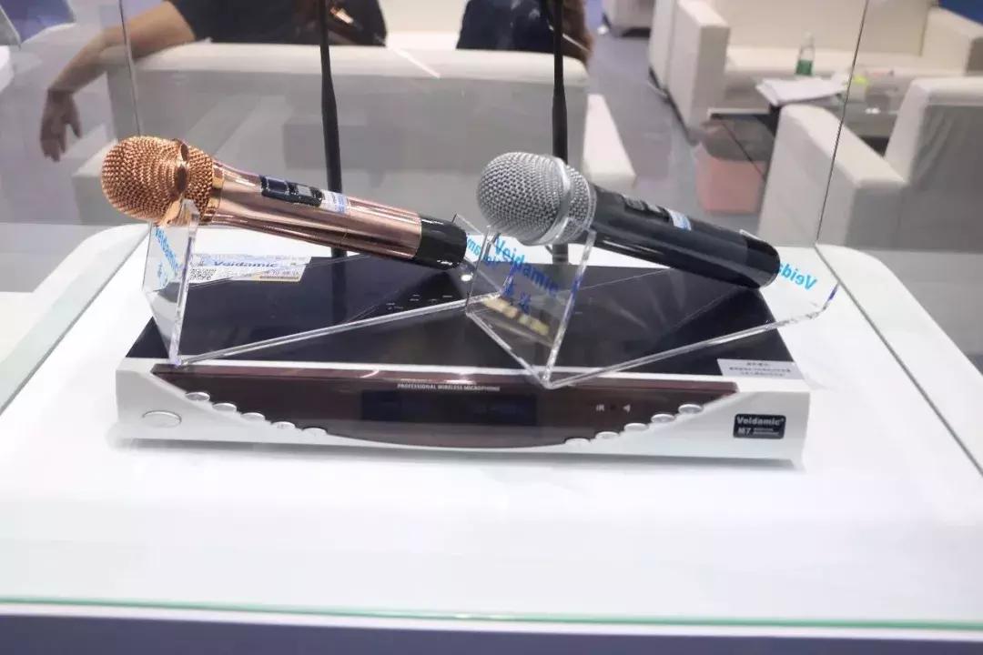 广展娱乐KTV参展商各出奇招多款新品让人目不暇给—阜新声艺视听