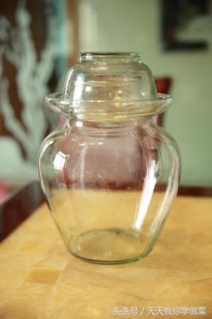 自制杨梅酒的功效与作用,自制杨梅酒保质期多长时间