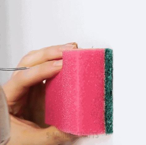 墙面脏一块擦不干净了,墙面很脏用什么刷白