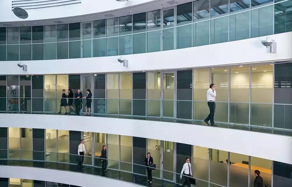 苹果公司如何做服务挣钱,怎么做一个不盈利不亏本的公司