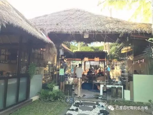 除了烤猪脏鸭餐，巴厘岛哪里还有其它美食？