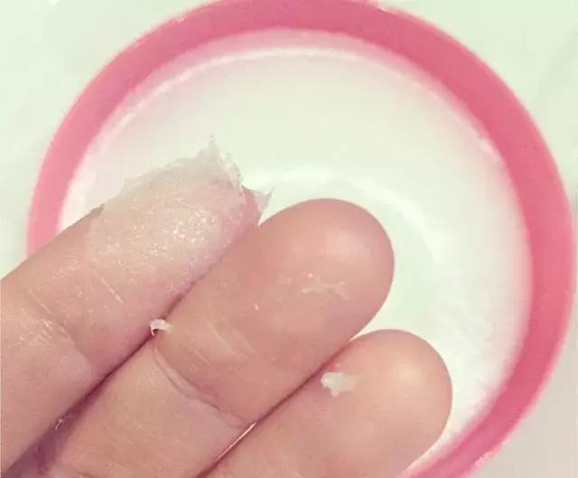 林允万元面霜,林允用11元化妆品