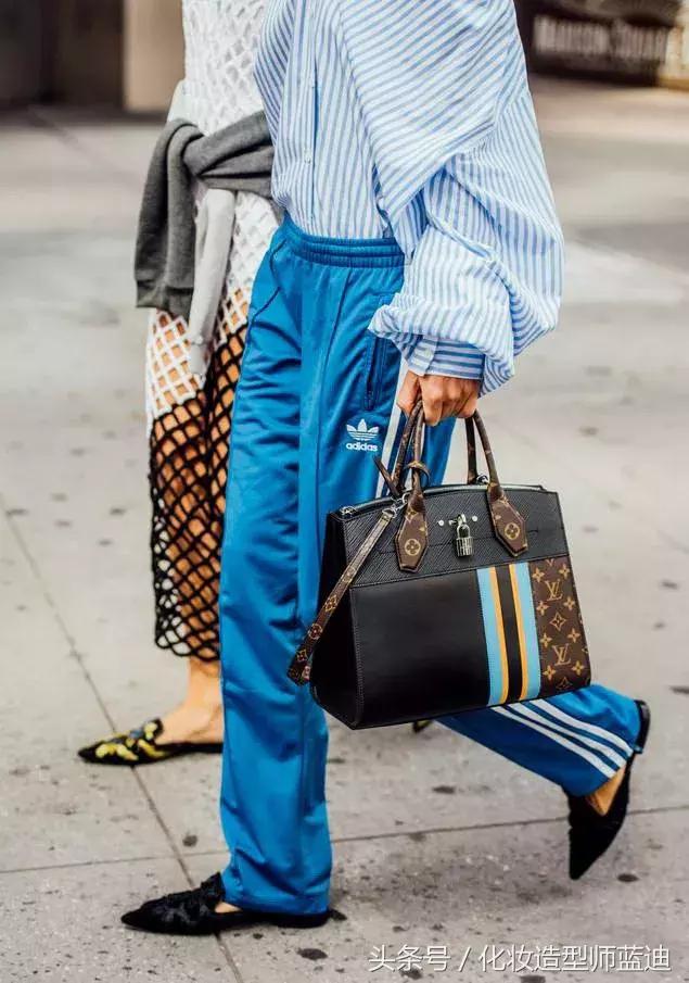 适合夏季的色彩穿搭,适合夏天的配色