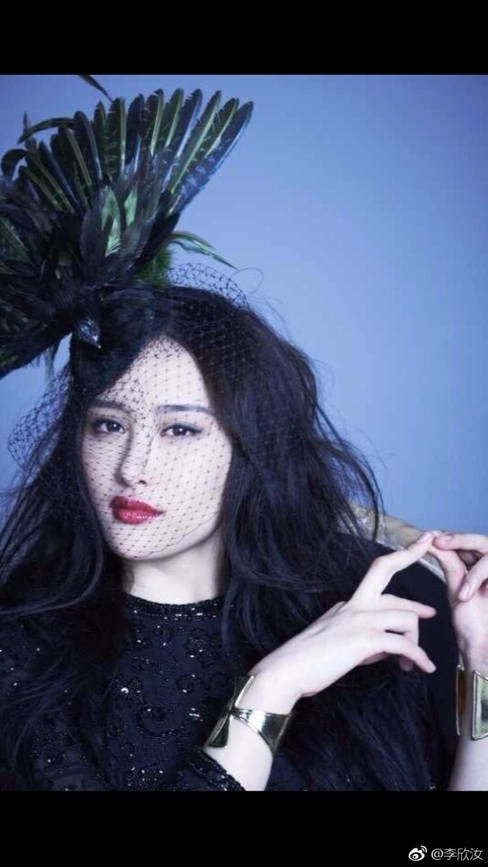 毛俊杰秀身材,毛俊杰身材傲娇美到让人心跳