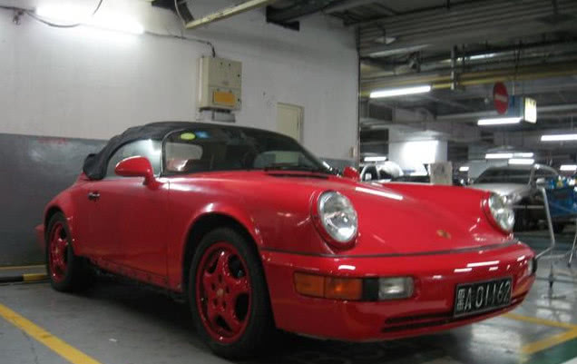 保时捷卡宴二手车2018标配款价格,2009款保时捷911现在多少钱二手车