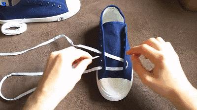 adidas贝壳头鞋带不打结系法,怎么鞋带不打结也不会松开篮球鞋