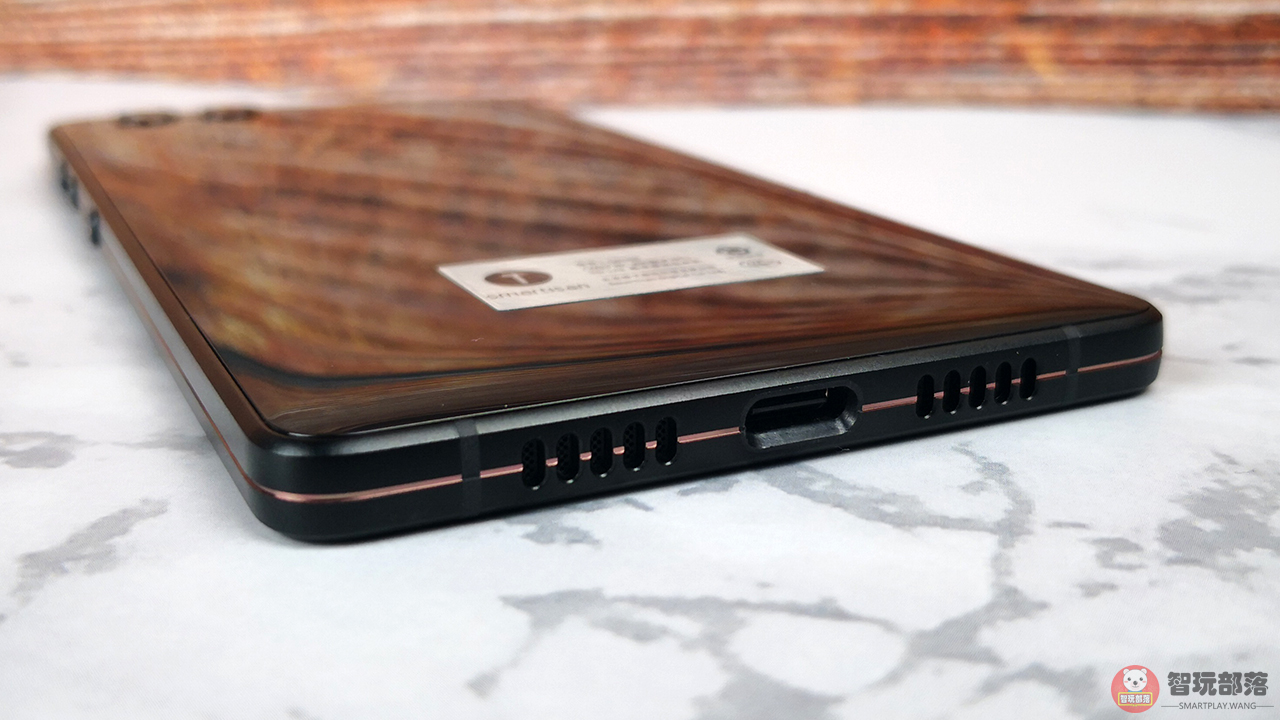 坚果r1客观评价,坚果r1评测爱否科技