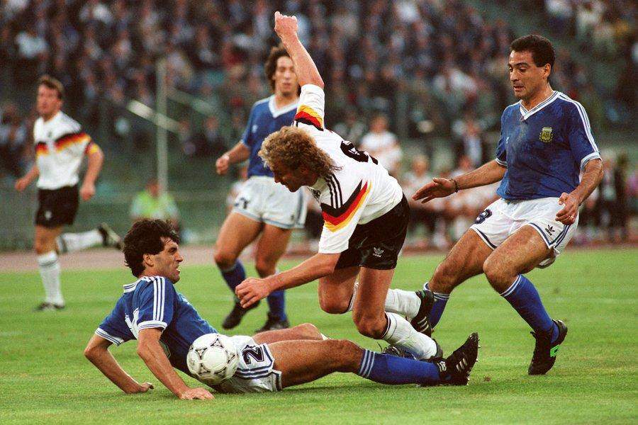 世界杯决赛最顶不住的瞬间,世界杯决赛毫无争议