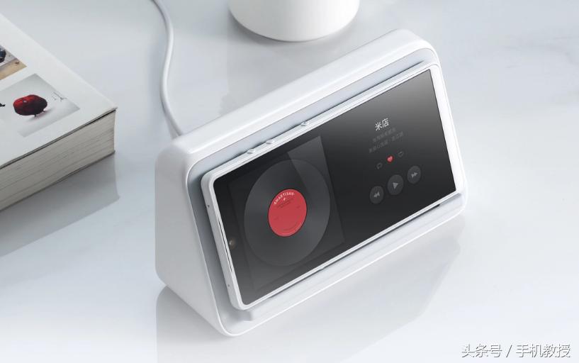 坚果r1发布时售价,锤子坚果r11tb发布会