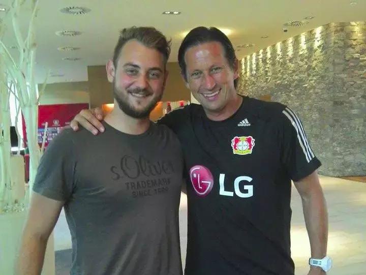 史上最酷键盘侠逆袭：从写博客到当教练，这是25岁的开挂人生