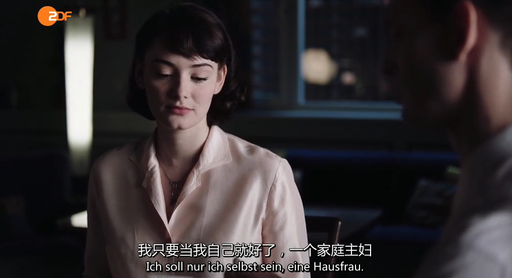 退学、强奸、自杀、恋爱、未婚生子……她遭遇了种种不幸