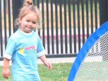 小贝3个儿子,三个儿子贝克汉姆