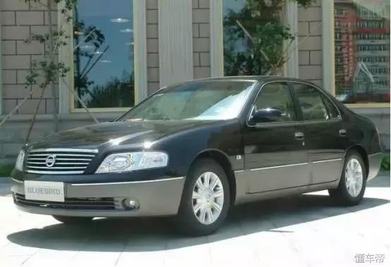 历代蓝鸟车型,老款蓝鸟和新款蓝鸟对比