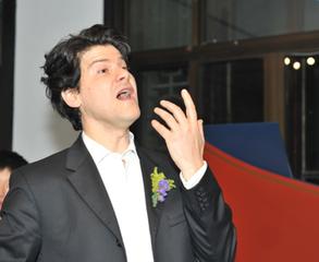 唱歌假声是怎样练出来的,唱歌时发出假声怎么办