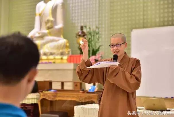 从全班垫底到星云大师首席英文女翻译，她是如何炼成的