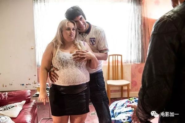 人能钻进大象体内？超贱超污超搞笑，不能让我一个人瞎