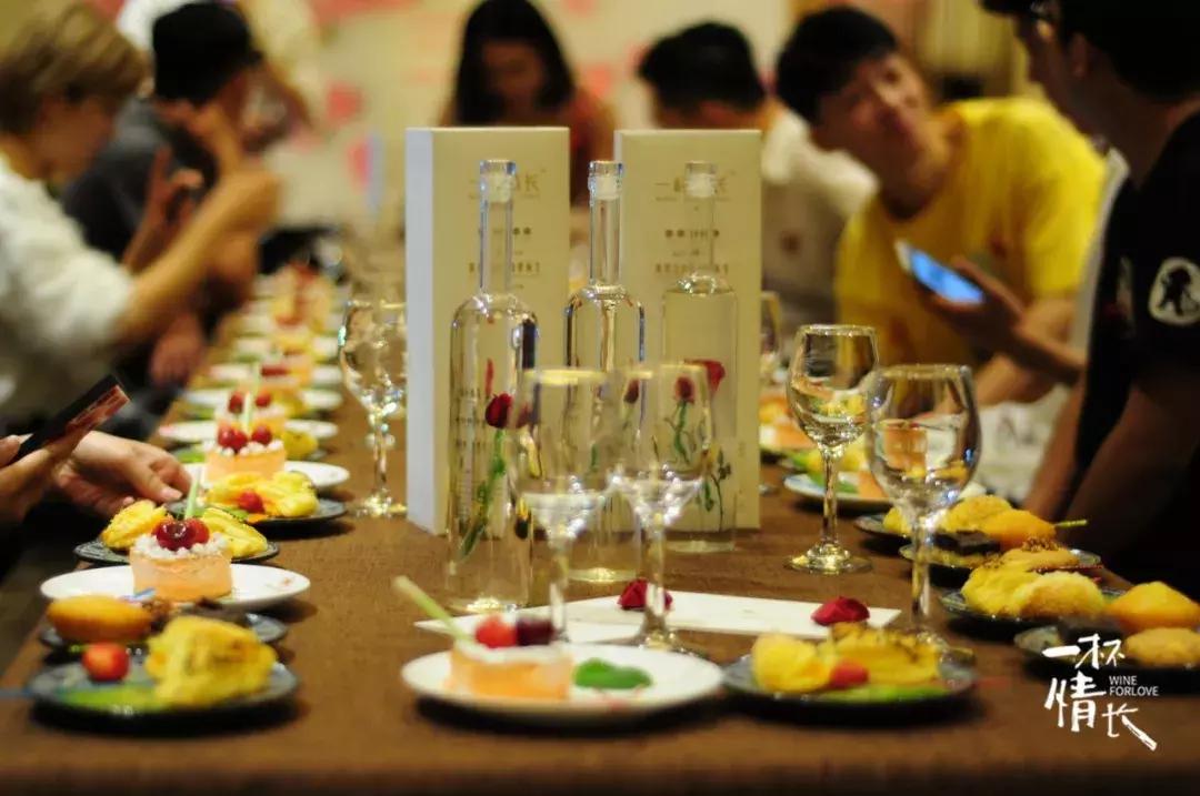 宕囧畞鍙ゅ牎澶滄櫙,宕囧畞鍙ゅ牎