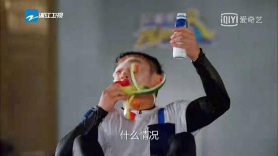 奔跑吧明星邓超陈赫劈一字腿,奔跑吧邓超陈赫障碍挑战