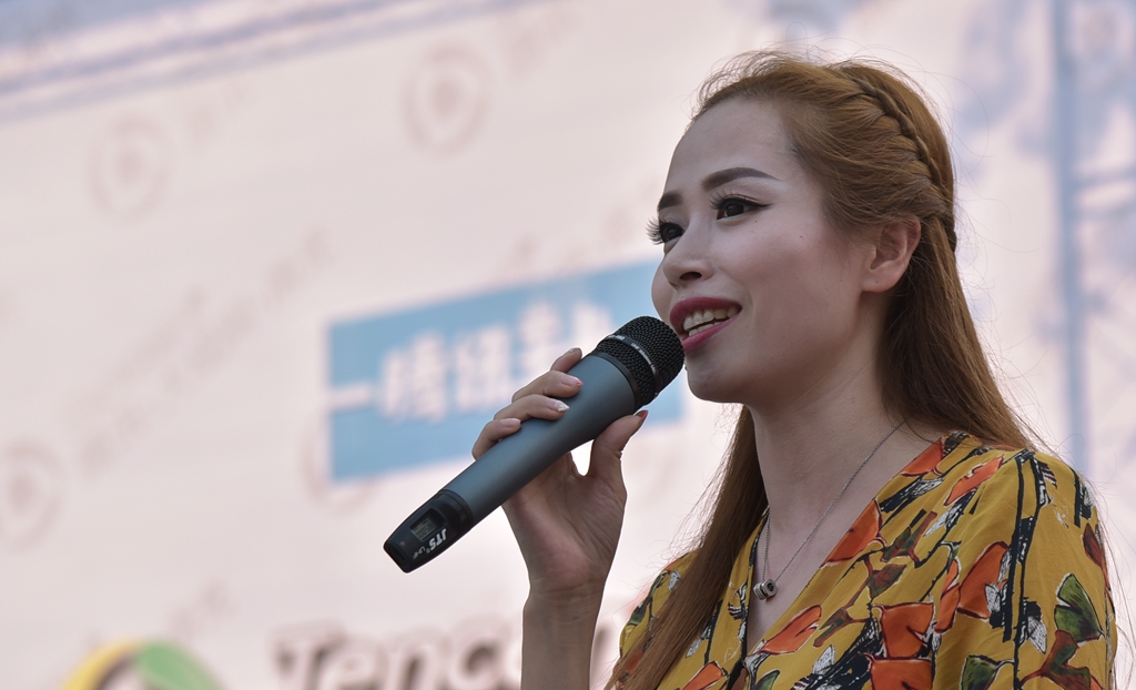 足球世界杯2018冠军视频,2018足球宝贝决赛晚会