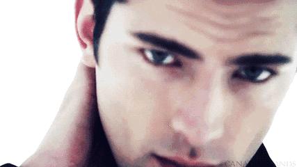 去皱抬头纹最好的方法,去除抬头纹最简单方法补水抗皱