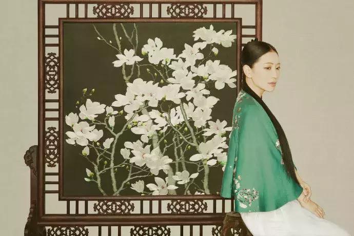 颖儿千山暮雪130斤,颖儿婚纱多少钱