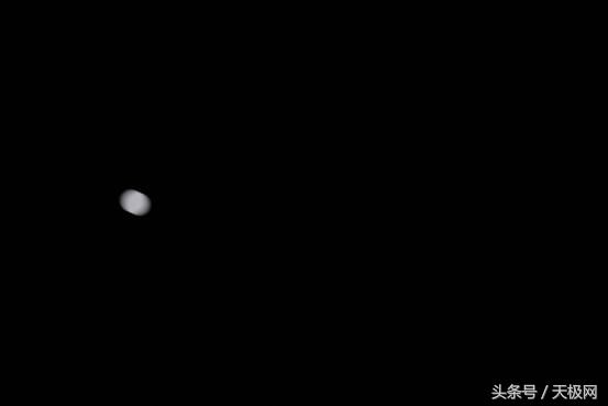 32寸ai智慧语音全面屏顶配电视,海信电视e72a