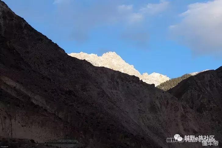 十三岁柴油RODEO和六个大叔的*藏西**行