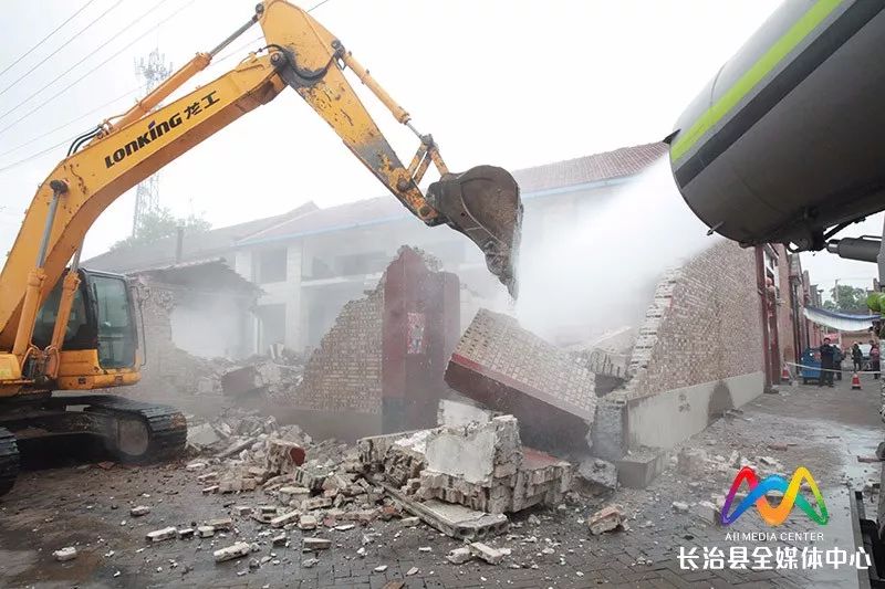 城中村改造丨池里村——首批签约七成农户，房屋拆除跟进实施