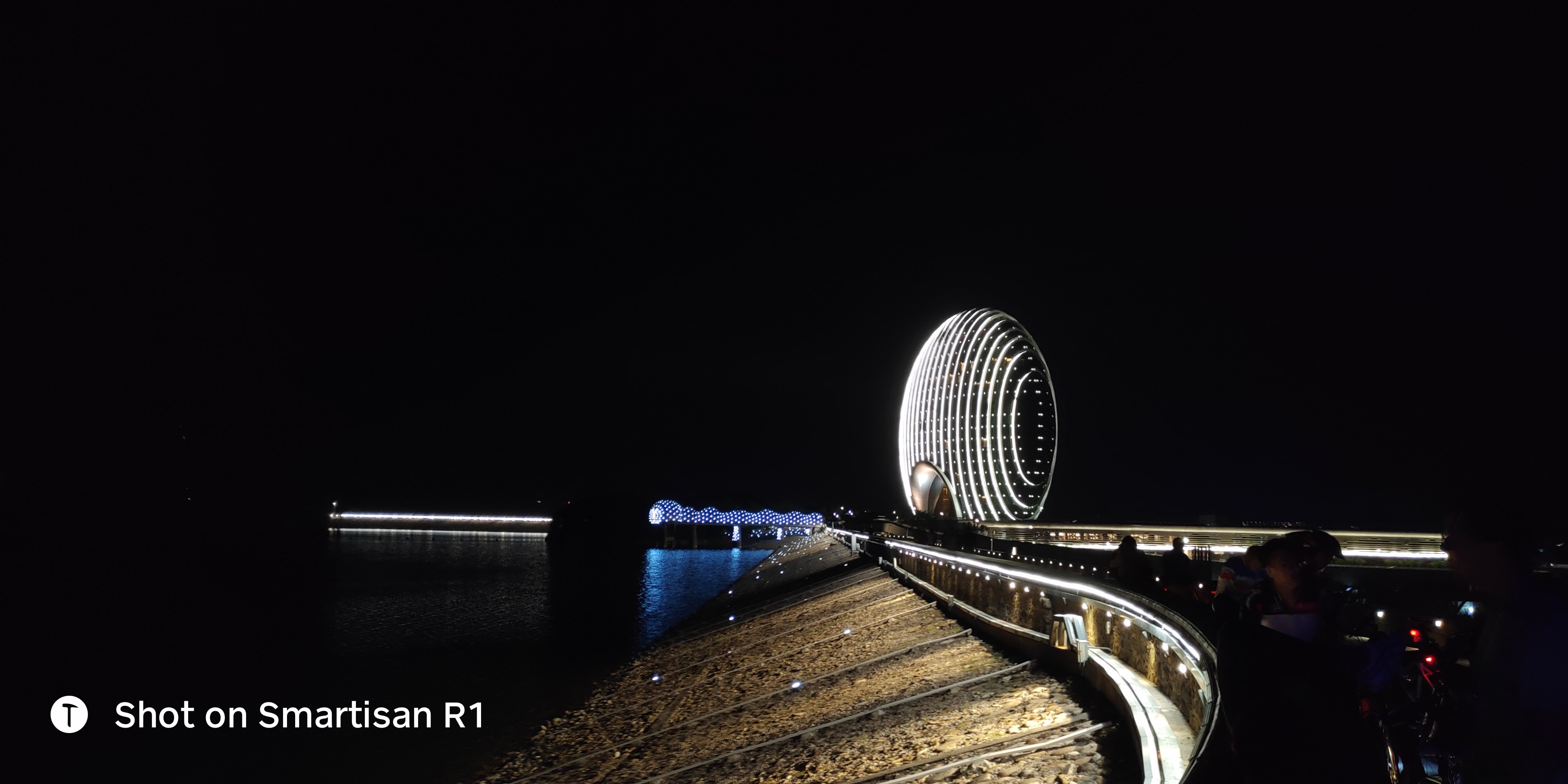 瓦力评测坚果r1,坚果r1pro3评测视频